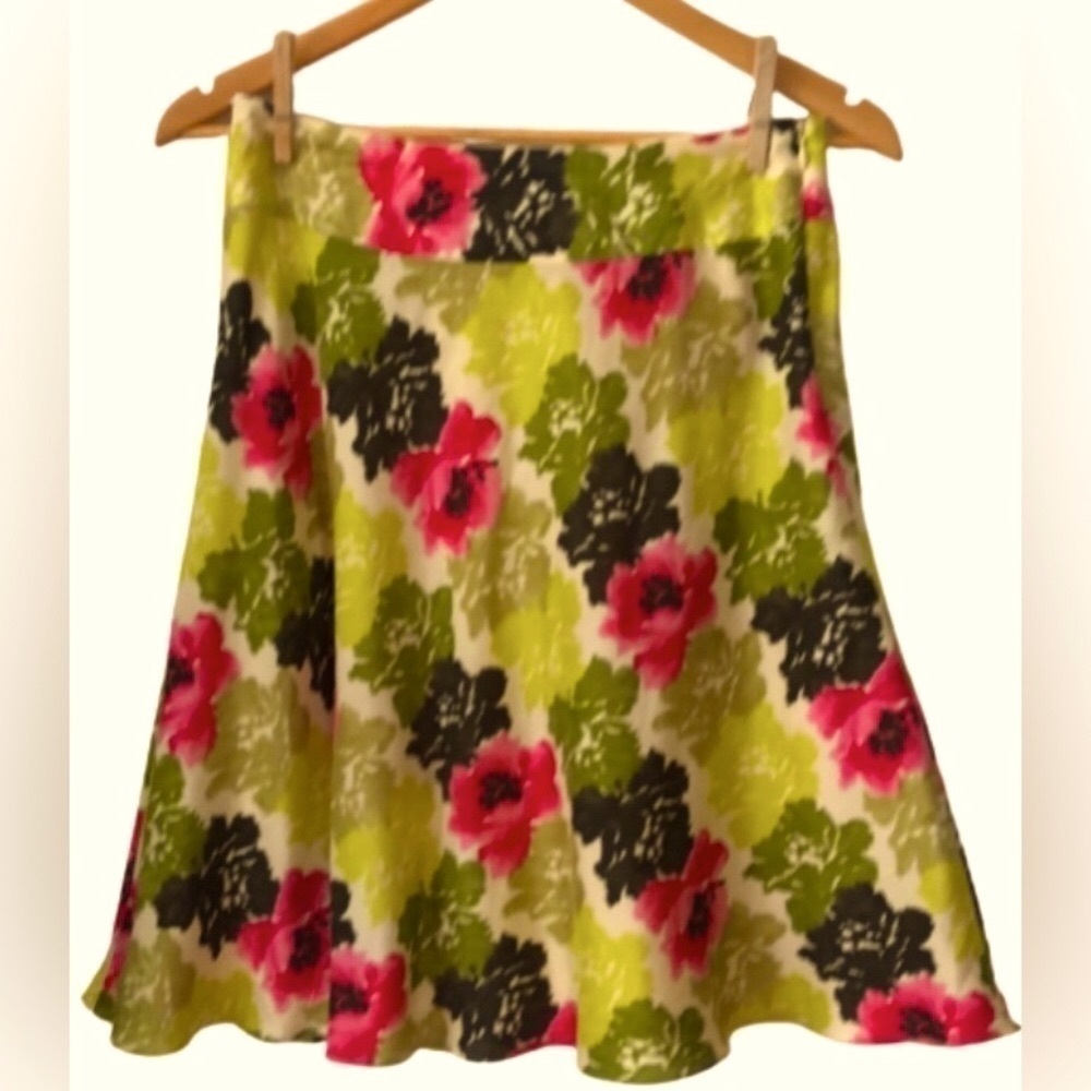 Ann Taylor 100% silk floral flounce skirt SZ 4P romantic feminine